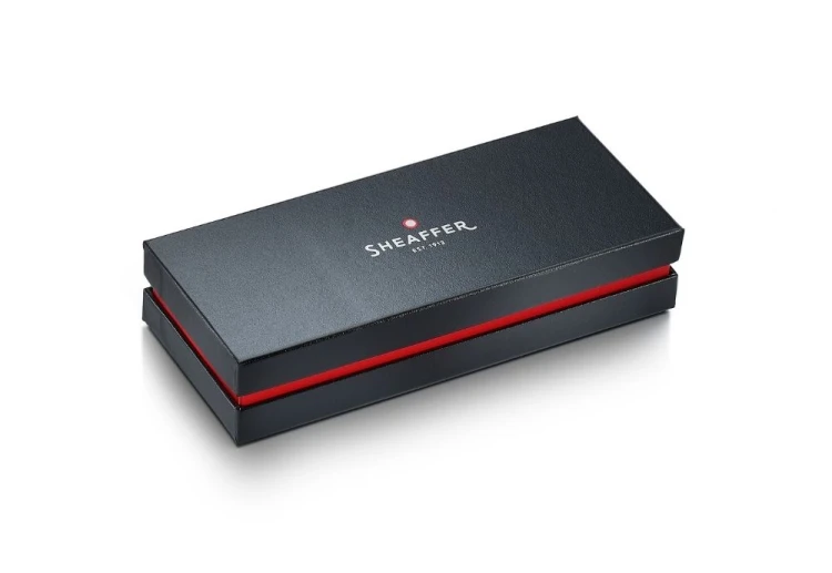 Sheaffer-Skorzane-etui-na-2-piora (1).jpg